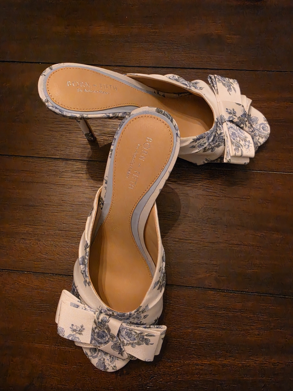 ANTONIO MELANI X Born on Fifth Arden White Bow with Blue Floral Print Heels